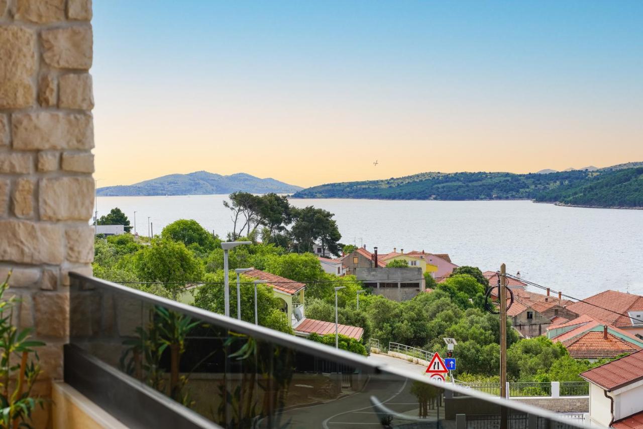 Teona Luxury Apartment With 2 Rooms And Terrace Sea View Sali Kültér fotó